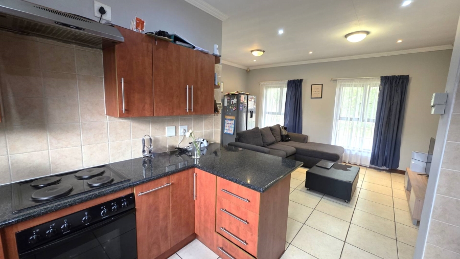 To Let 2 Bedroom Property for Rent in Melodie North West